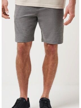Travis Mathew Adirondack Golf Shorts Tech Men’s Light Grey 9” inseam Stretch